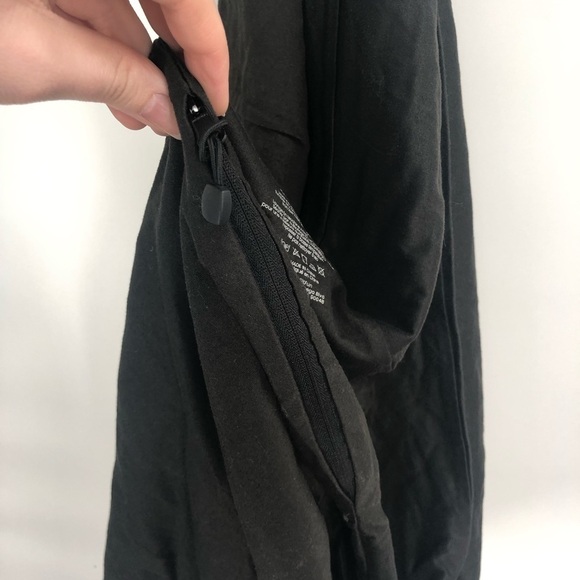 BEYOND YOGA Hidden Pocket Infinity Scarf Zipper Pocket Black Brown Soft Warm - Picture 5 of 5